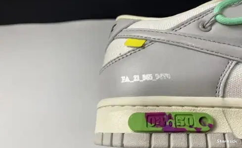 Lot Dunk O-W Nike DM1602-114 4 Low 0524